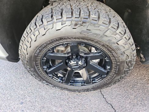 Used 2023 GMC Sierra 1500 AT4 AWD/4WD image 26