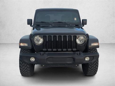 Used 2022 Jeep Wrangler Unlimited Sport AWD/4WD image 2