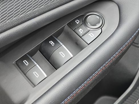 Used 2024 Chevrolet Blazer EV RS image 28