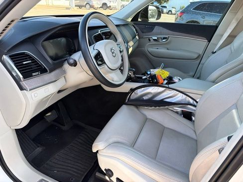 Used 2022 Volvo XC90 T6 Inscription w/ Advanced Package AWD/4WD image 8