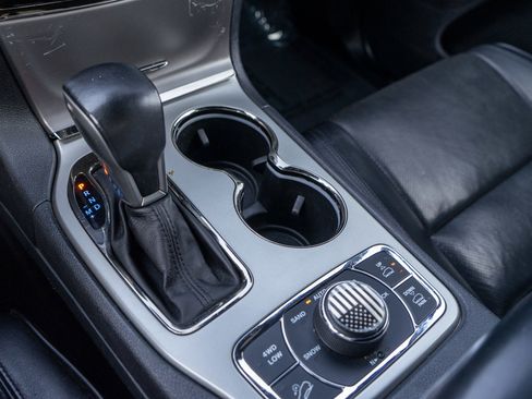 Used 2019 Jeep Grand Cherokee High Altitude AWD/4WD image 21