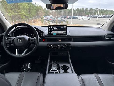 Certified 2025 Honda Pilot EX-L image 15