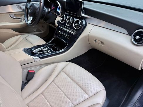 Used 2015 Mercedes-Benz C 300 4MATIC Sedan image 11
