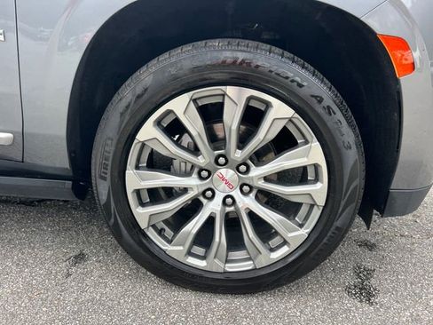 Used 2021 GMC Yukon XL Denali w/ Denali Premium Package image 47