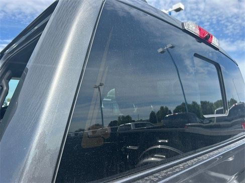 New 2025 Ford F250 Platinum image 28