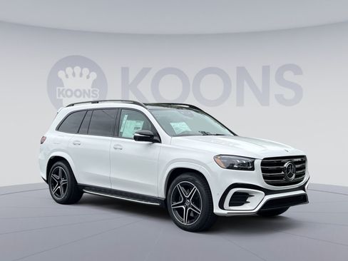 New 2026 Mercedes-Benz GLS 450 4MATIC image 2
