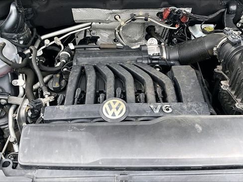 Used 2018 Volkswagen Atlas SE image 30