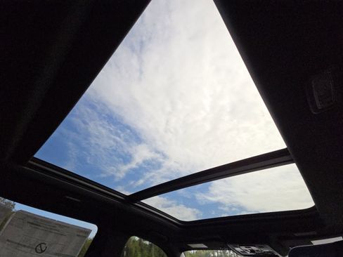 New 2026 GMC Yukon XL Denali Ultimate image 3