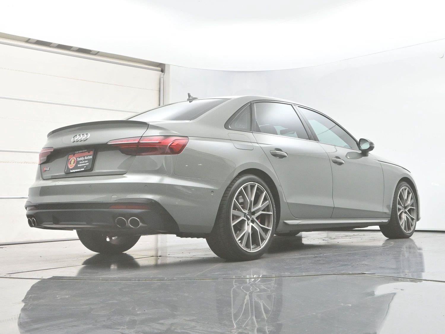 Used 2020 Audi S4 Prestige w/ Prestige Package AWD/4WD image 32