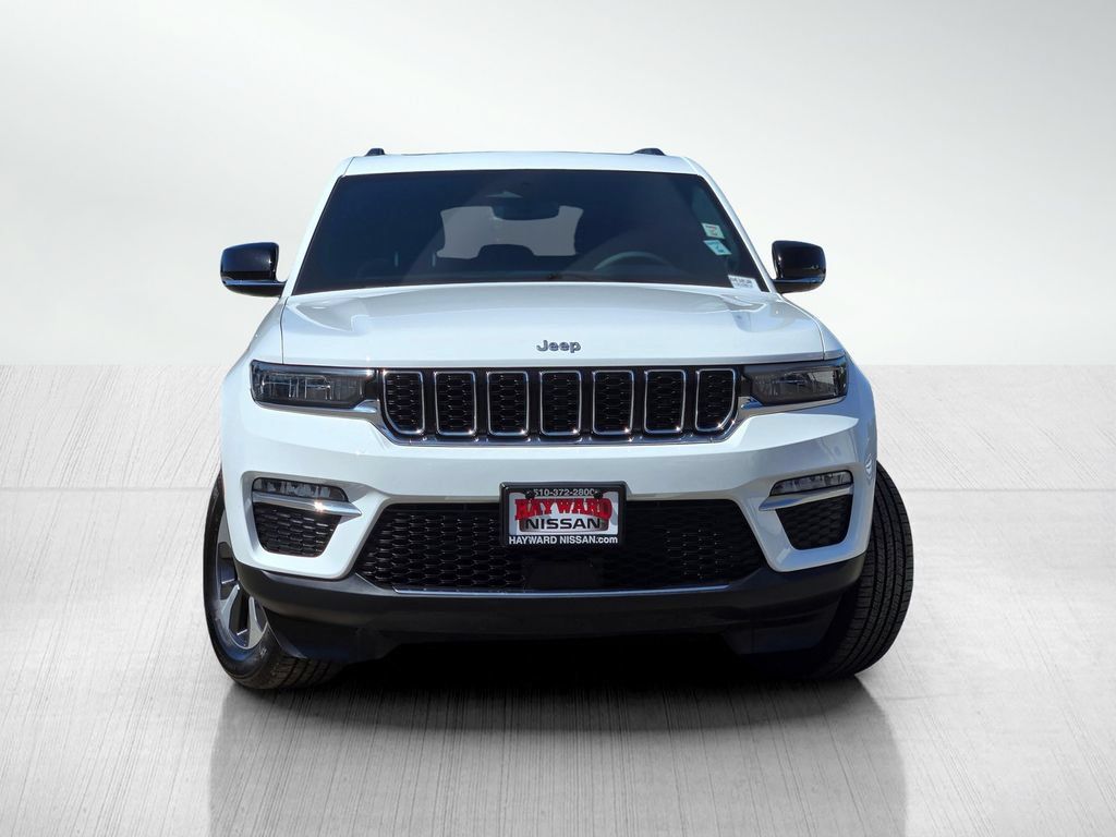 Used 2024 Jeep Grand Cherokee Limited 4xe AWD/4WD image 3