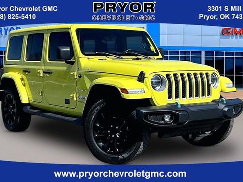 Used 2022 Jeep Wrangler Unlimited Sahara image 1