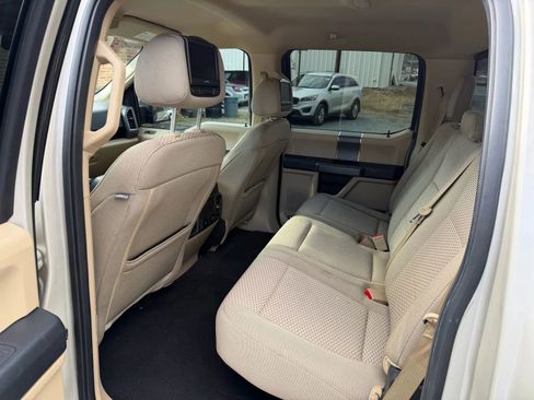 Used 2018 Ford F150 XLT w/ Equipment Group 302A Luxury image 17