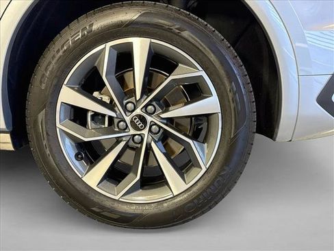Used 2022 Audi Q5 2.0T Premium Plus AWD/4WD image 30