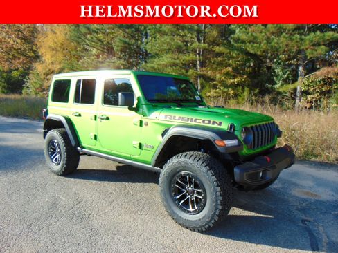 New 2026 Jeep Wrangler Unlimited Rubicon w/ Safety Group image 17