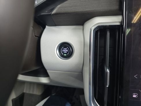 Certified 2024 GMC Acadia Denali w/ Super Cruise Package image 26