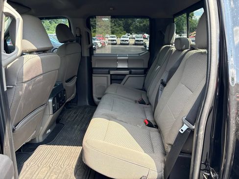 Used 2022 Ford F350 XLT w/ Black Appearance Package AWD/4WD image 6