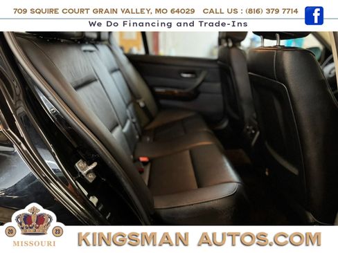 Used 2011 BMW 328i xDrive Sedan AWD/4WD image 25