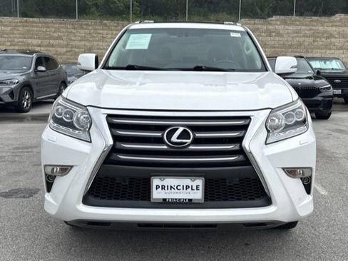 Used 2014 Lexus GX 460 w/ Premium Package AWD/4WD image 2