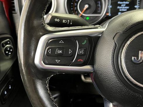 Certified 2021 Jeep Gladiator Overland w/ Cold Weather Group image 32