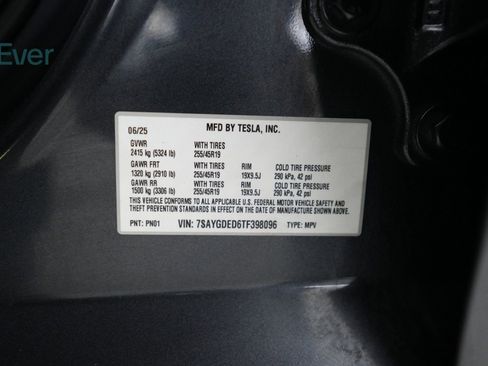 Used 2026 Tesla Model Y Long Range RWD image 26