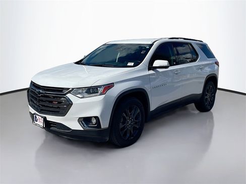 Used 2020 Chevrolet Traverse RS image 3