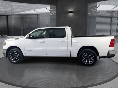 Used 2025 RAM 1500 Laramie AWD/4WD image 8