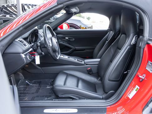 Used 2014 Porsche Boxster RWD image 36
