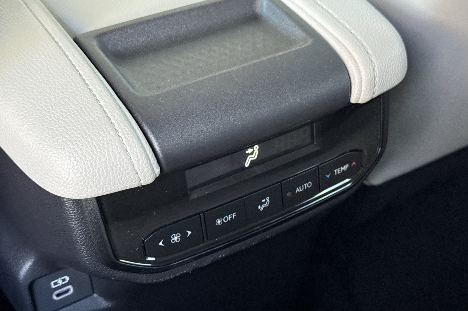New 2026 Toyota Grand Highlander XLE FWD image 14
