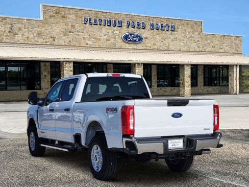 New 2026 Ford F250 XLT w/ FX4 Off-Road Package image 4