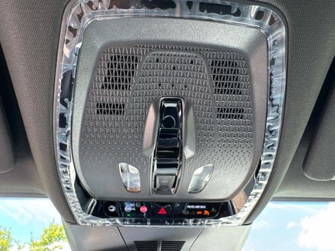 New 2025 Cadillac Lyriq Luxury image 31