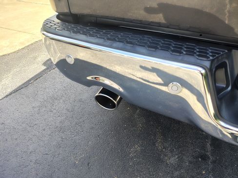 Used 2018 RAM 1500 Big Horn AWD/4WD image 12