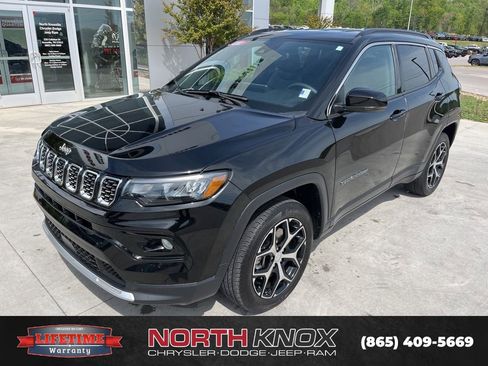 Used 2024 Jeep Compass Limited AWD/4WD image 1
