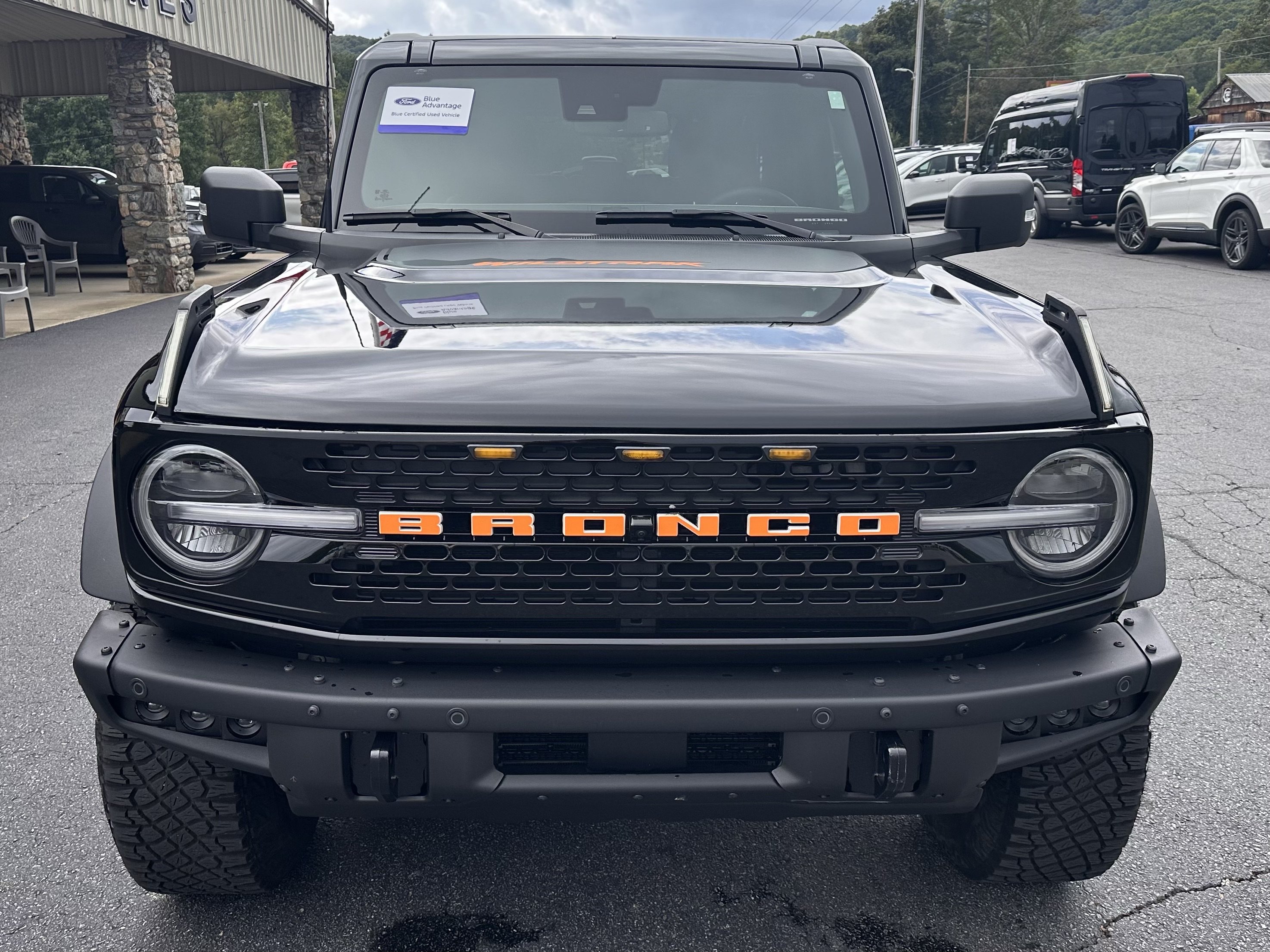 Certified 2024 Ford Bronco Wildtrak AWD/4WD image 3