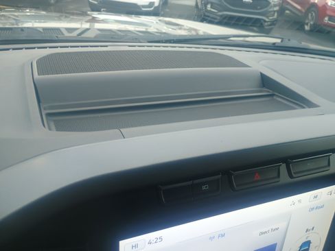 Certified 2022 Ford F150 XLT w/ Equipment Group 302A High image 22