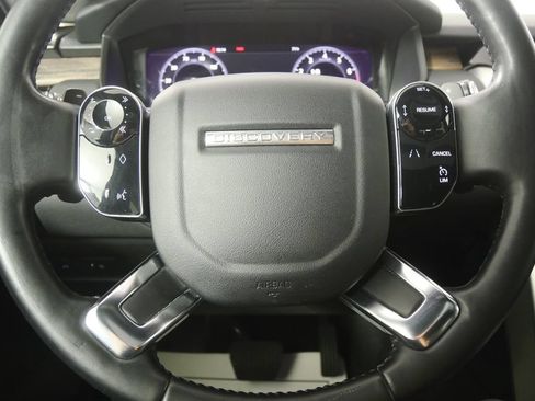 Used 2019 Land Rover Discovery HSE AWD/4WD image 17