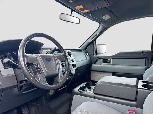 Used 2011 Ford F150 XLT w/ XLT Convenience Pkg image 9