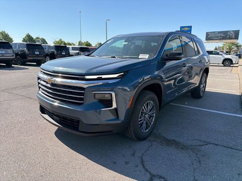 New 2026 Chevrolet Traverse LT AWD/4WD image 7