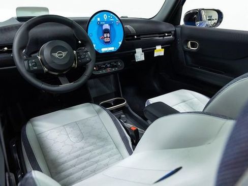 New 2026 MINI Cooper 4-Door Hardtop FWD image 17