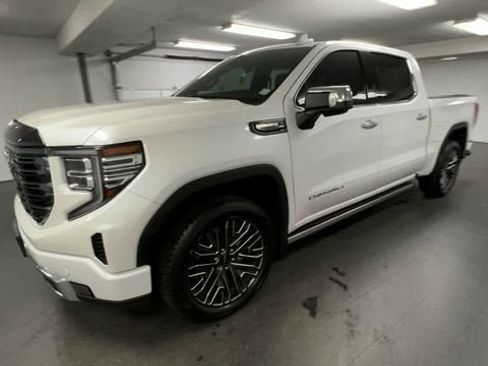Certified 2022 GMC Sierra 1500 Denali Ultimate AWD/4WD image 4