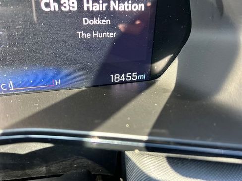 Used 2024 Chevrolet Colorado Z71 w/ Z71 Convenience Package 2 image 17