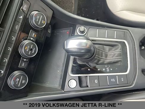 Used 2019 Volkswagen Jetta R-Line FWD image 33