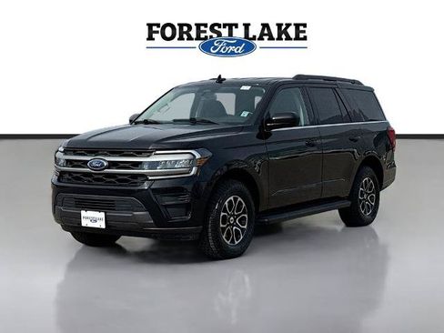 Certified 2024 Ford Expedition XLT AWD/4WD image 3