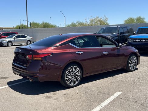 Used 2023 Nissan Altima 2.5 SL FWD image 4