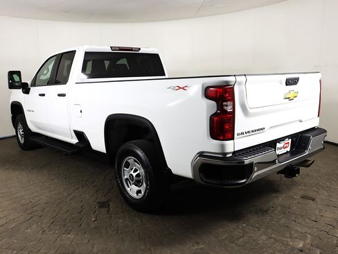 Used 2024 Chevrolet Silverado 2500 W/T w/ WT Convenience Package image 5