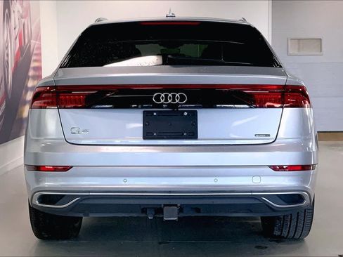 Used 2019 Audi Q8 Prestige AWD/4WD image 5