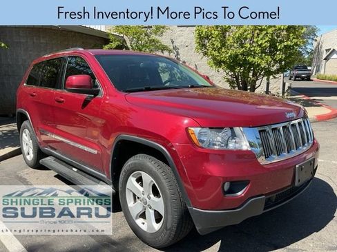 Used 2013 Jeep Grand Cherokee Laredo image 2