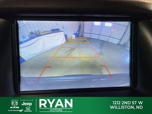 Used 2017 GMC Yukon XL SLT image 25