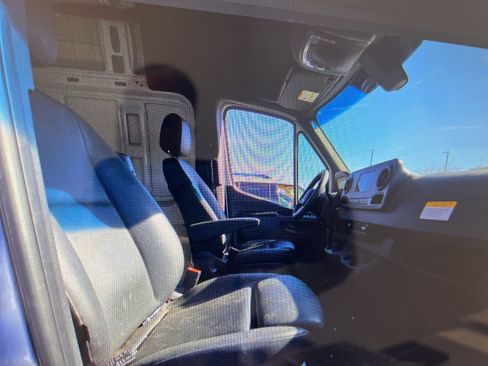 Used 2021 Mercedes-Benz Sprinter 144 Cargo image 5
