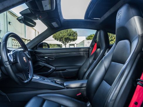 Used 2014 Porsche 911 Turbo image 15