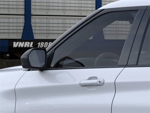 New 2026 Ford Explorer Active w/ Active Comfort Package image 20